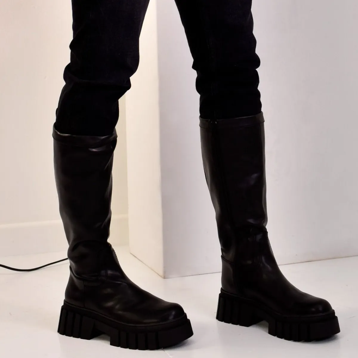 Botas>Exe Shoes Bota Engomada Jasmine-010 Em Preto