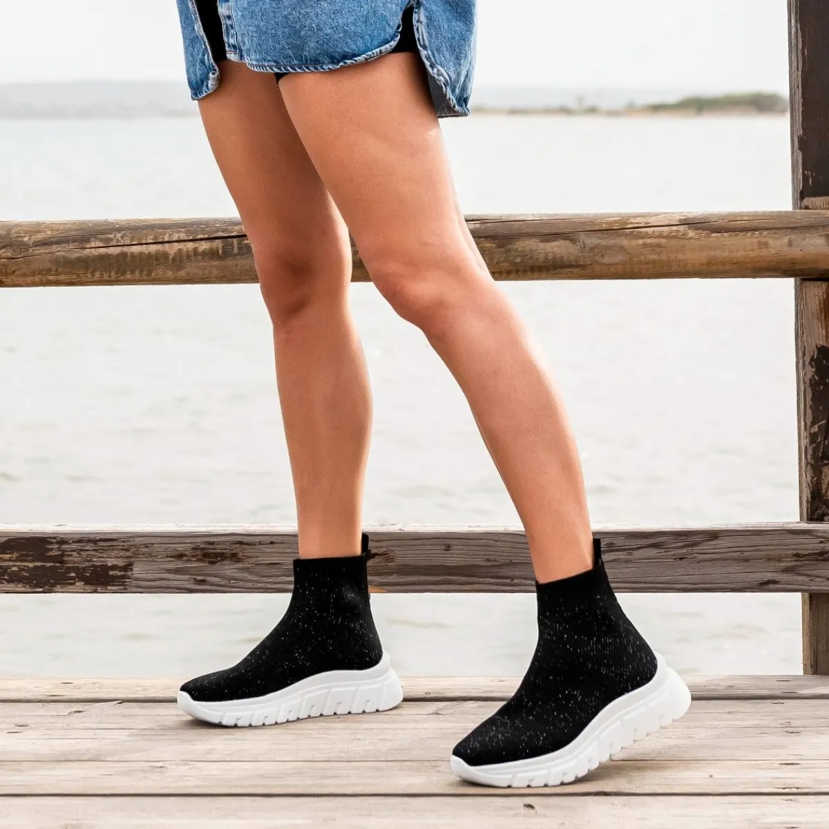 Botinhas>Exe Shoes Bota Estilo Meia Com Plataforma Exe44 Em Pewter Com Brilho